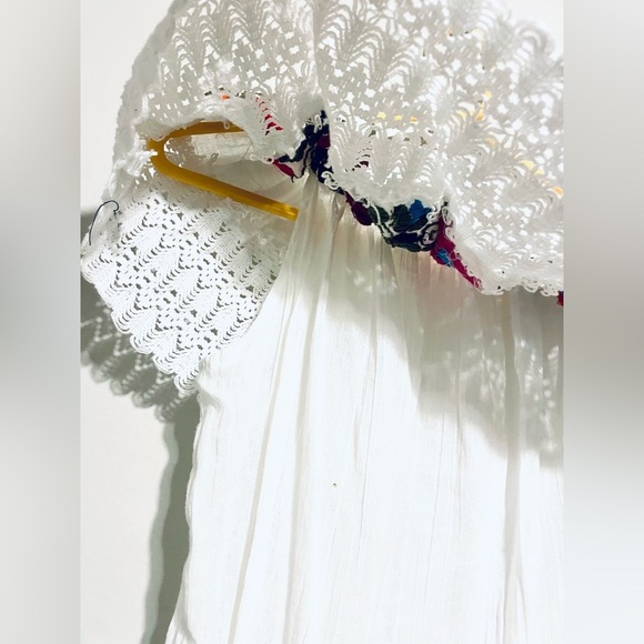 Sold - Picture 3 of 7